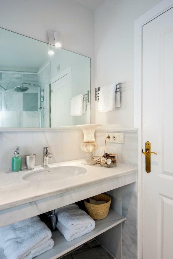 Apartamento La Catedral Siviglia Esterno foto